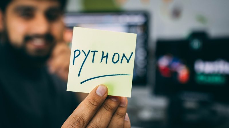 現役エンジニアが薦めるPython