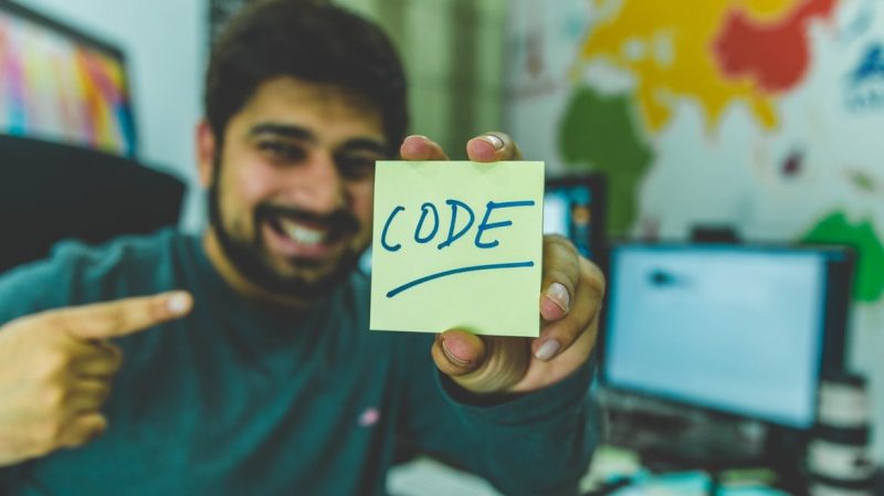 エンジニアが薦めるプログラミングスクール